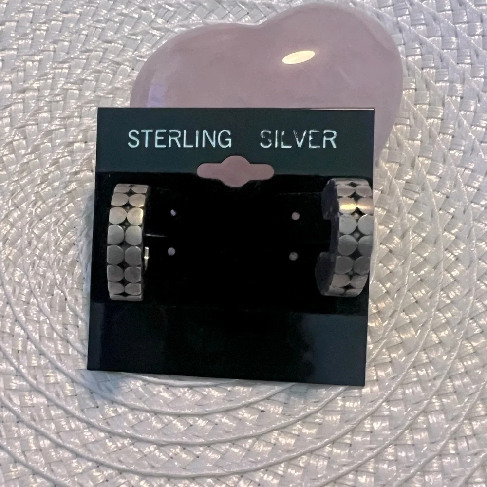 .925 Mila Sterling Silver Textured Solid Hoop Earrings - Picture 2 of 7